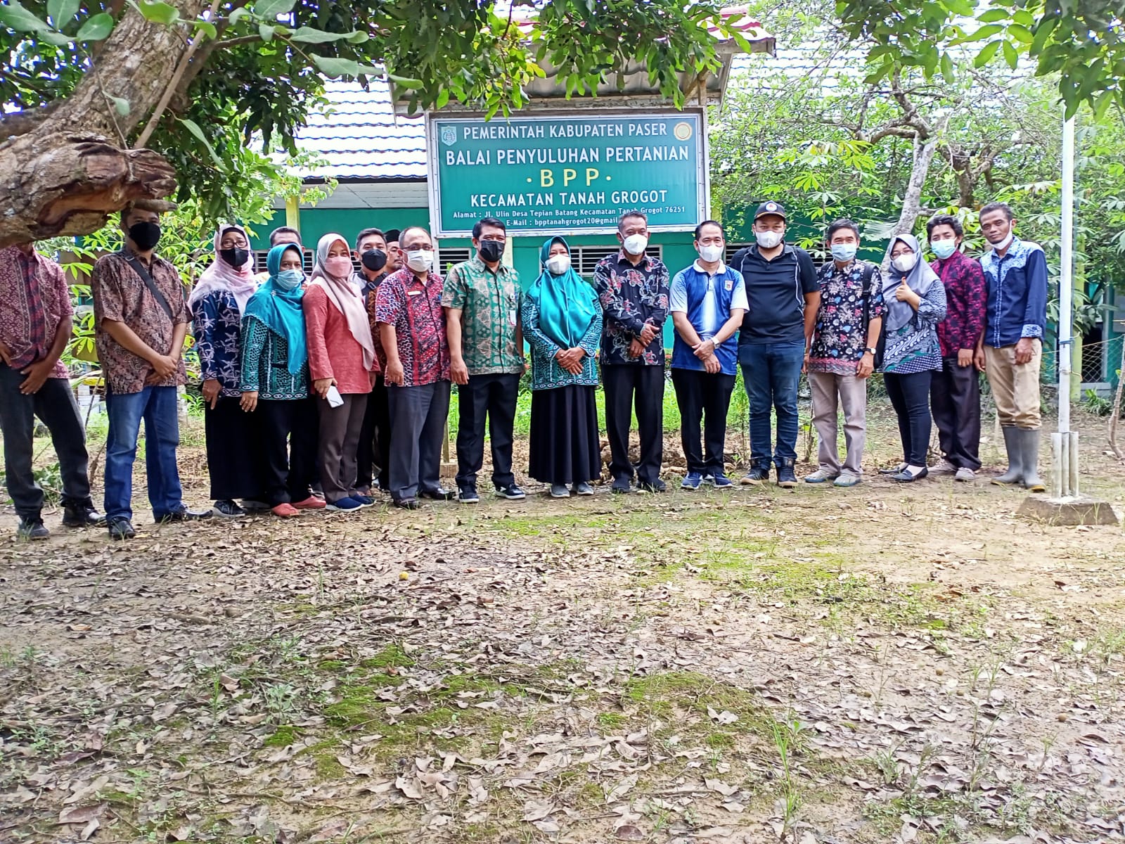 Sekretaris Daerah Kabupaten Paser meninjau Balai Penyuluhan Pertanian (BPP) Tanah Grogot yang terletak di Desa Tepian Batang BPP Tanah Grogot